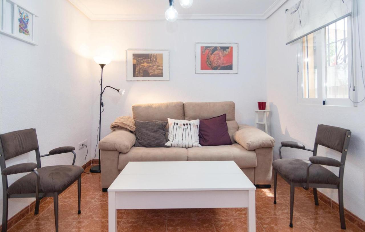 Stunning Apartment In Cordoba With Kitchen Екстериор снимка